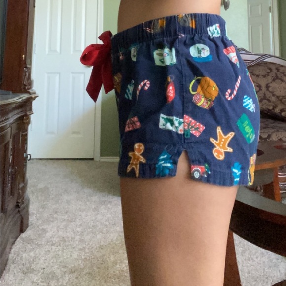 christmas shorts - Picture 2 of 6